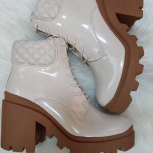 Steve Madden Aryn Women's Size 8.5 Patent Quilted Booties NEW!